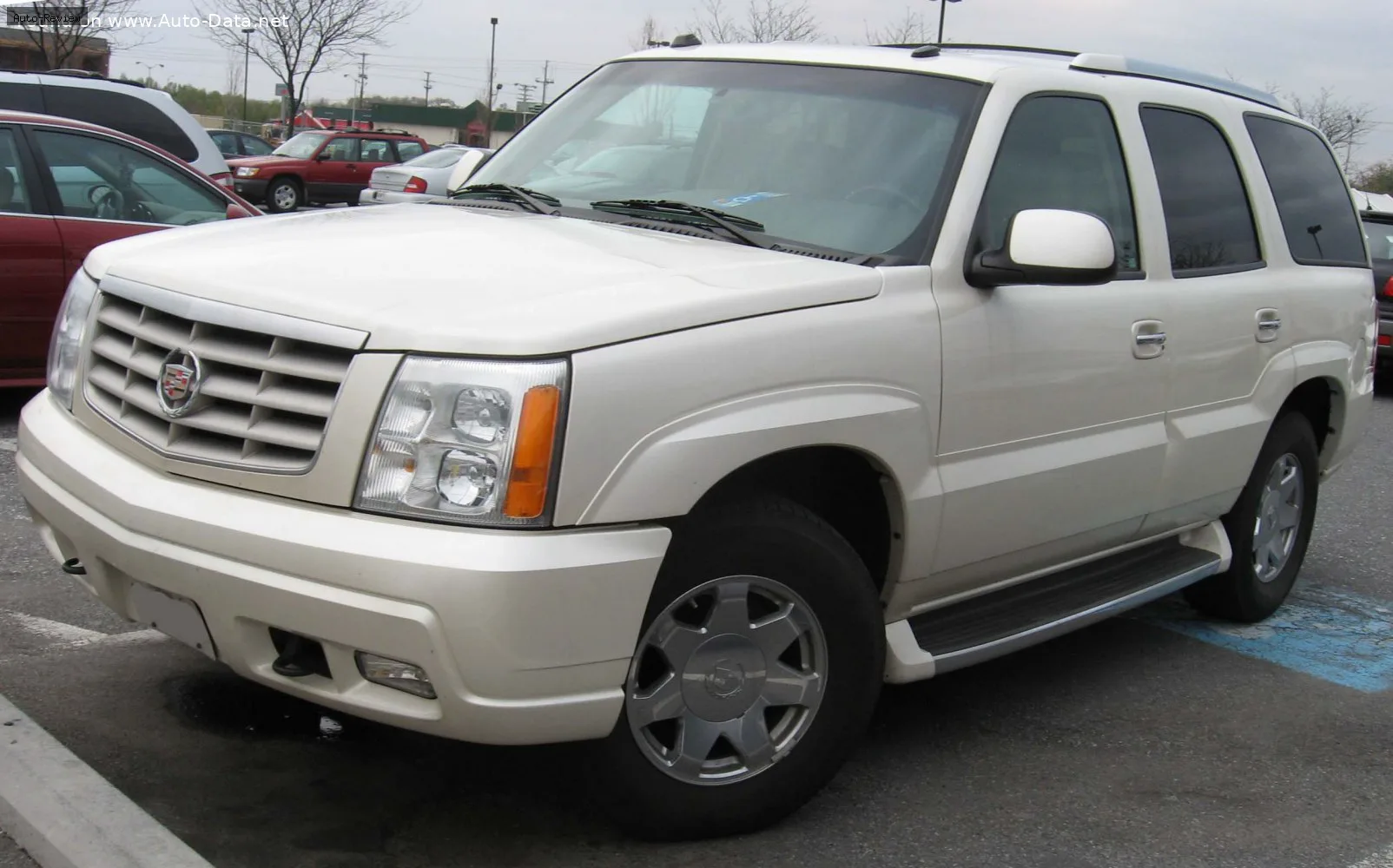 Cadillac Escalade Escalade II 6.2 i V8 (409 лс) 2005 - 2006