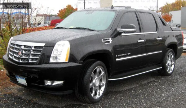 Cadillac Escalade Escalade III EXT 6.2 V8 (403 лс) AWD Hydra-Matic 2007 - 2013 — фото 2