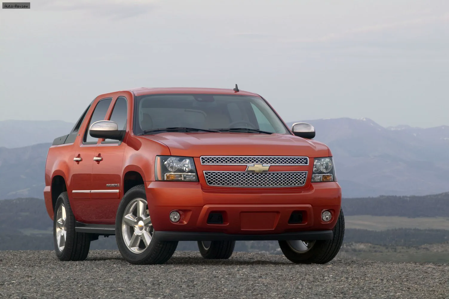 Chevrolet Avalanche Avalanche II 5.3 V8 Vortec (325/330 лс) FlexFuel Hydra-Matic 2010 - 2013