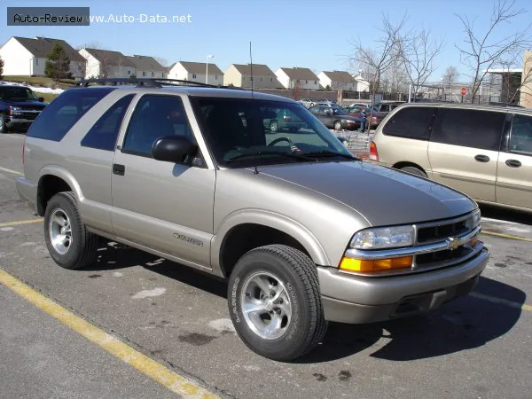 Chevrolet Blazer Blazer II (2-door, facelift 1998) 4.3 V6 SFI (190 лс) Automatic 1998 - 2005 — фото 4