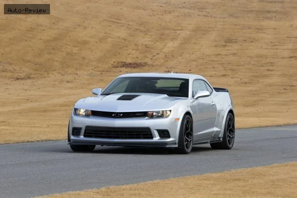 Chevrolet Camaro Camaro V (facelift 2013) Z28 7.0 V8 (505 лс) 2014 - 2015 — фото 2