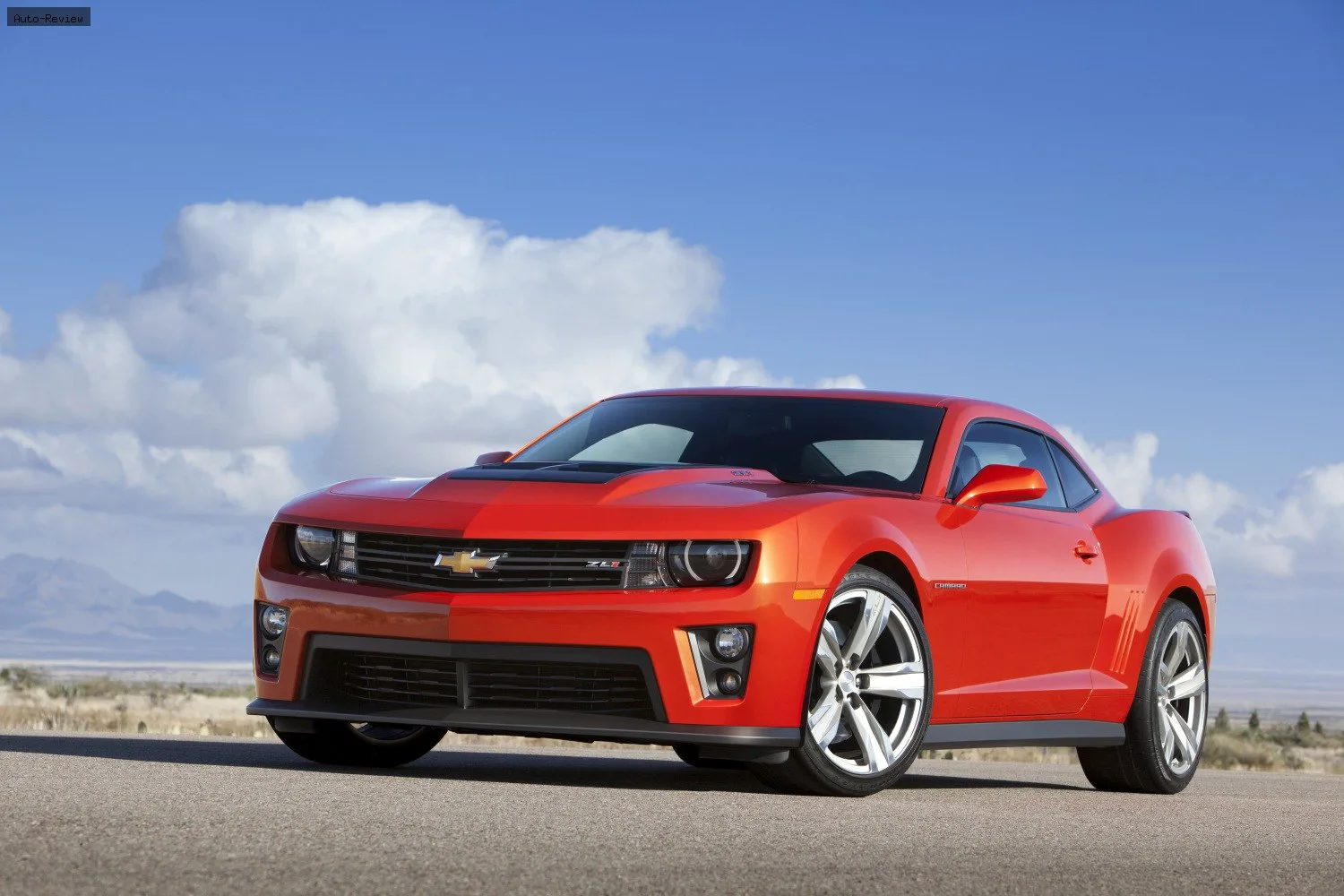 Chevrolet Camaro Camaro V (facelift 2013) ZL1 6.2 Supercharged V8 (580 лс) Hydra-Matic 2013 - 2016 — фото 3