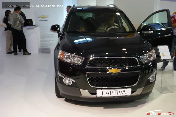 Chevrolet Captiva Captiva I (facelift 2011) 3.0 V6 (258 лс) AWD Automatic 2011 - 2013 — фото 2