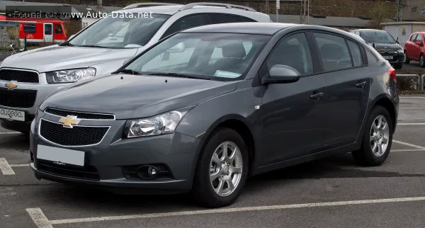 Chevrolet Cruze Cruze Hatchback 1.8 (141 лс) Automatic 2009 - 2012 — фото 4
