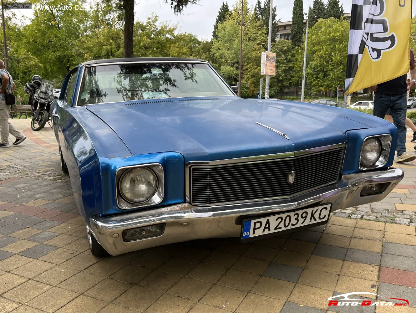 Chevrolet Monte Carlo Monte Carlo I 6.6 V8 Turbo-Jet (240 лс) Hydra-matic 1972 - 1973