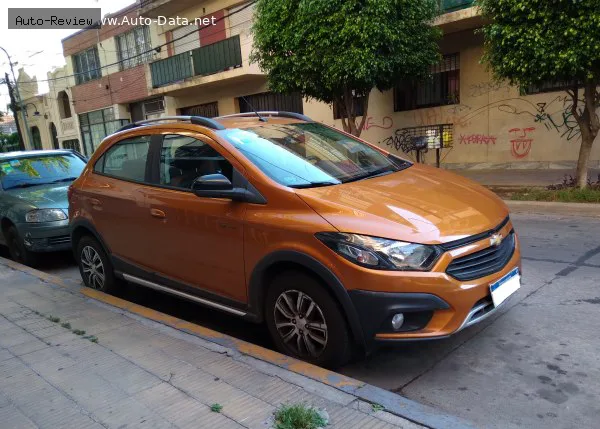 Chevrolet Onix Onix I (facelift 2017) 1.4 (98/106 лс) Ethanol 2017 - 2019 — фото 2