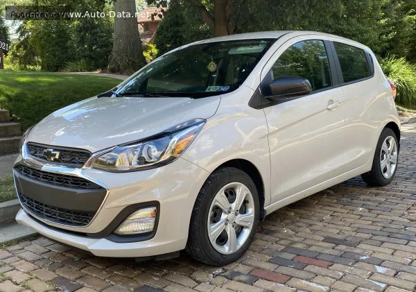 Chevrolet Spark Spark IV (facelift 2018) 1.4 ECOTEC (98 лс) CVT 2018 - 2022 — фото 2