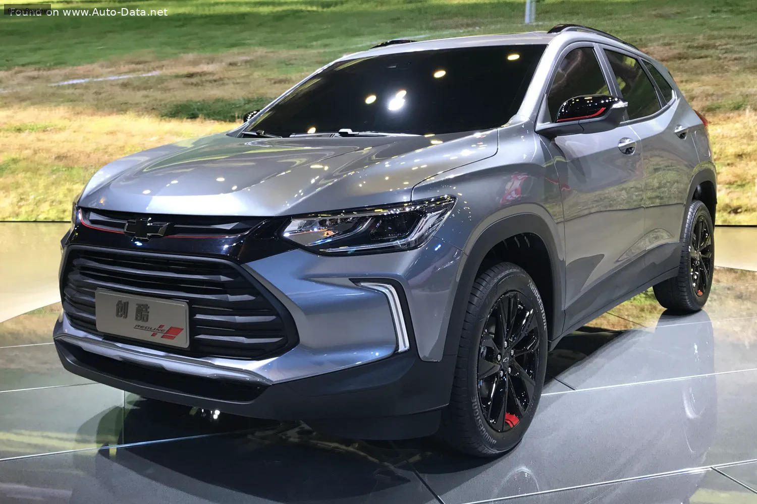 Chevrolet Tracker Tracker (2019) 325T Ecotec (125 лс) DSS 2019 -
