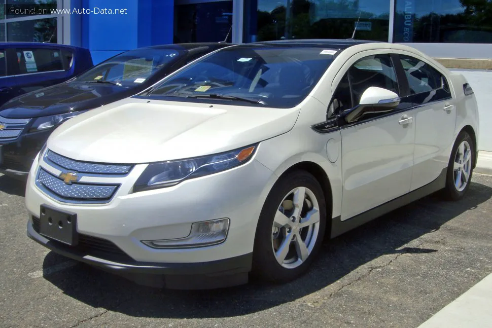 Chevrolet Volt Volt I 1.4 (150 лс) Plug-in Hybrid 2014 - 2015