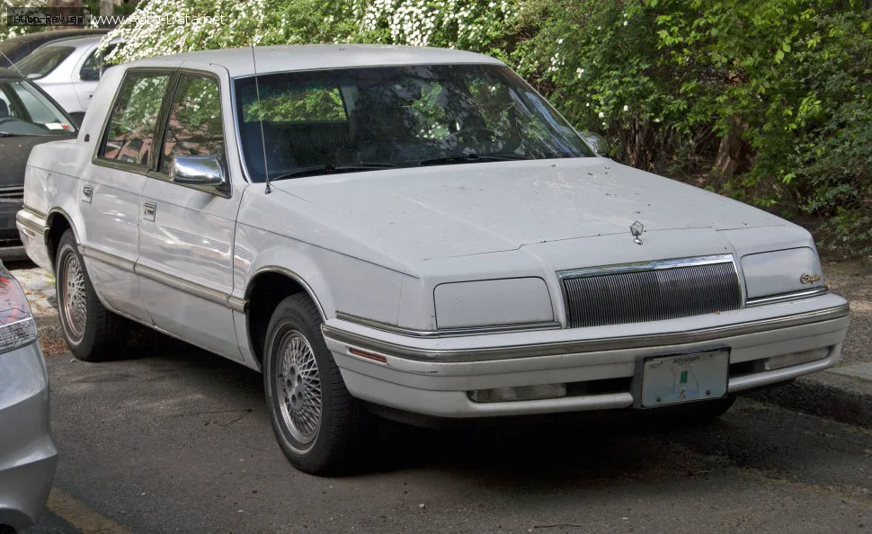 Chrysler New Yorker New Yorker XIII Salon 3.3 V6 (150 лс) 1988 - 1993