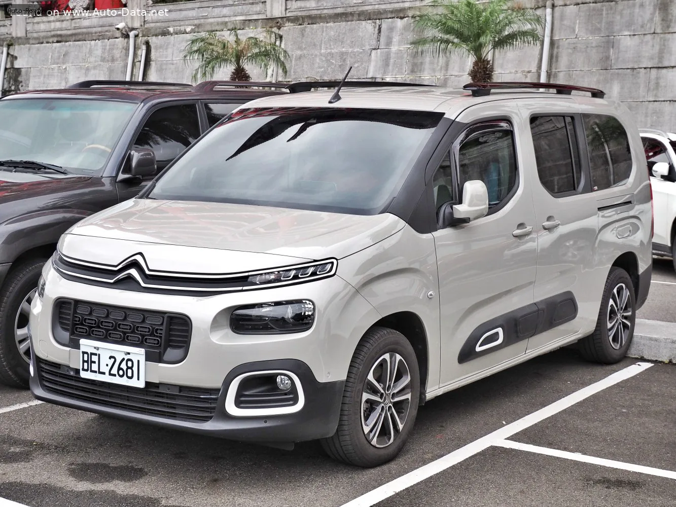 Citroen Berlingo Berlingo III M (Phase I, 2018) 1.2 PureTech (131 лс) Automatic 2019 - 2022 — фото 4