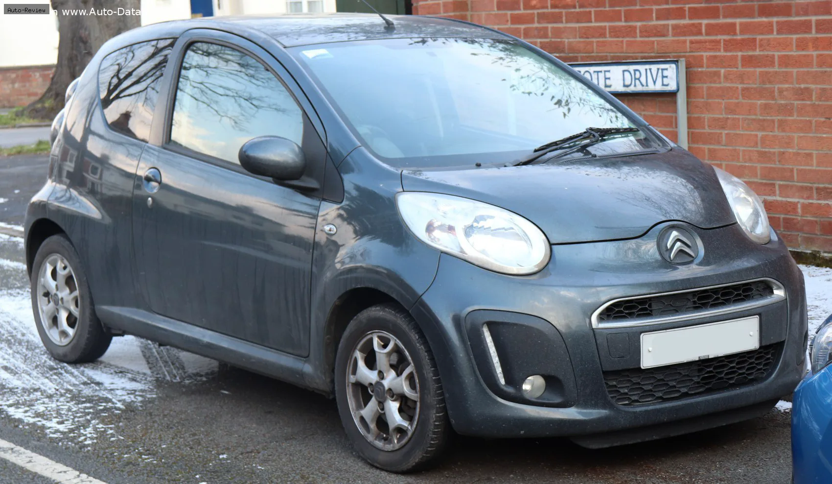 Citroen C1 C1 I (Phase III, 2012 5-door) 1.0i (68 лс) EGS 2012 - 2014 — фото 3