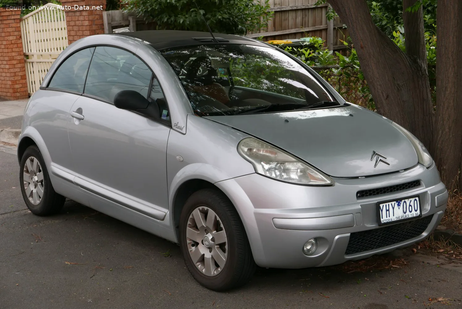 Citroen C3 C3 Pluriel (Phase I, 2003) 1.4 HDi (69 лс) 2005 - 2010