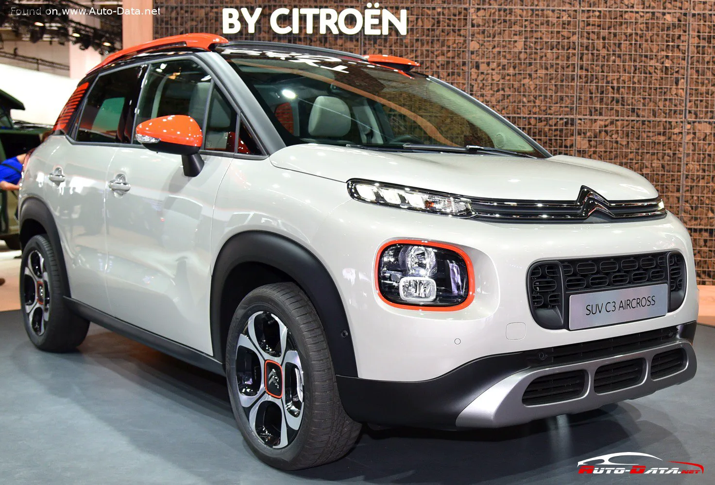 Citroen C3 Aircross C3 Aircross I (Phase I, 2017) 1.6 BlueHDi (99 лс) S&S 2017 - 2018