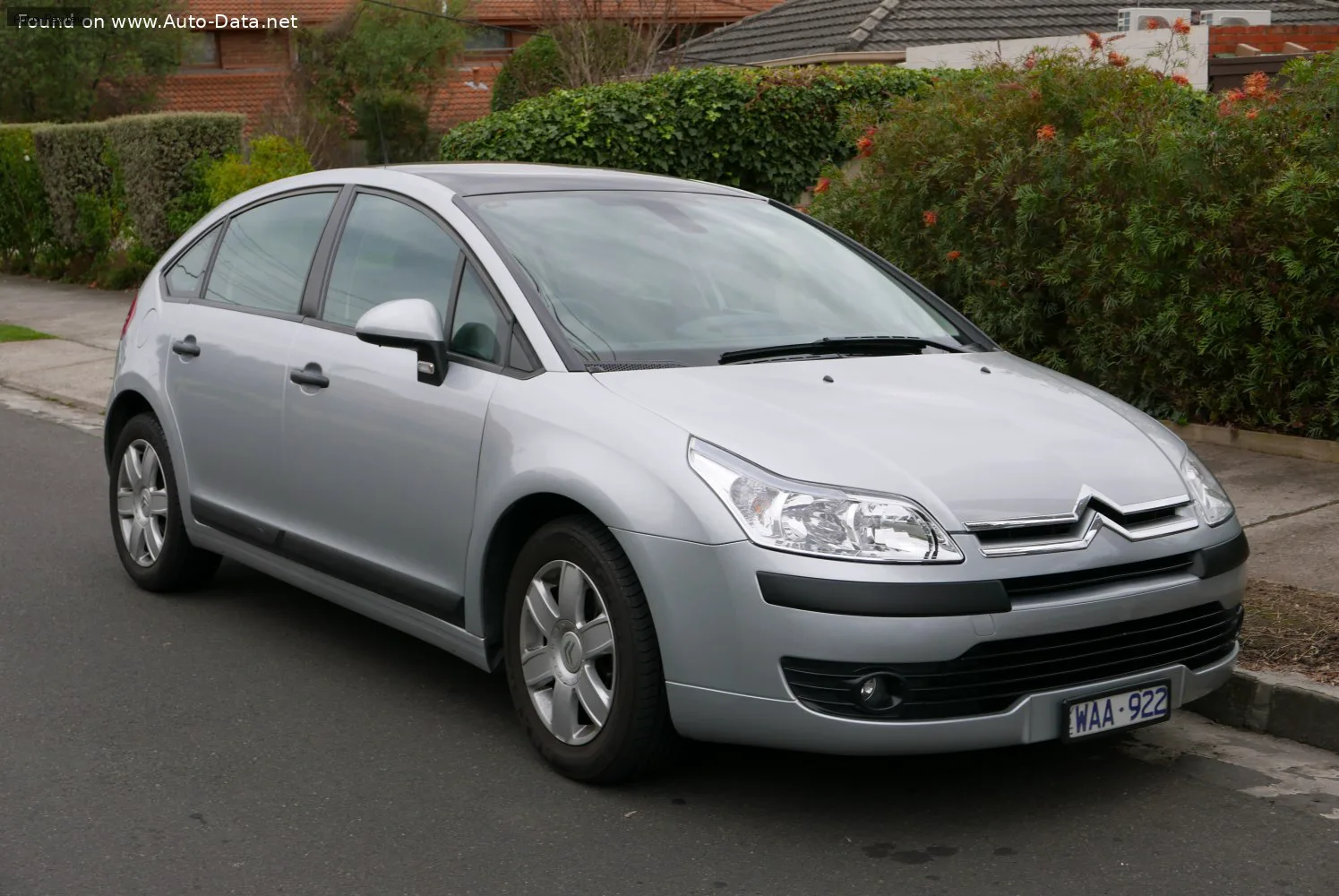 Citroen C4 C4 I Hatchback (Phase I, 2004) 1.6i 16V (109 лс) 2004 - 2008