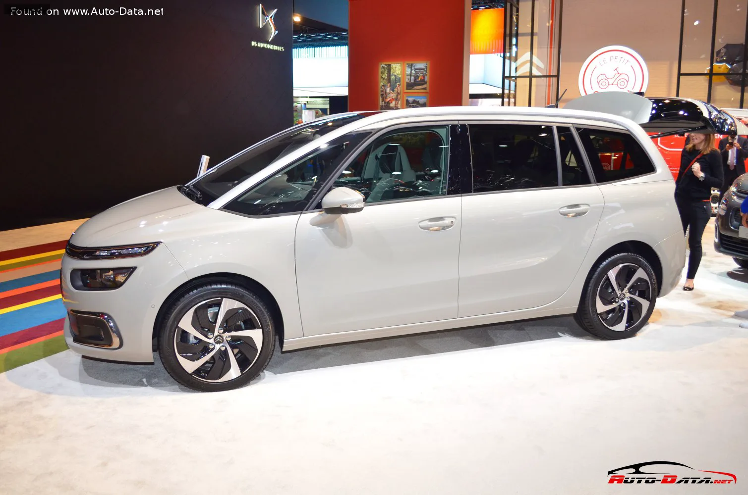 Citroen C4 SpaceTourer Grand C4 SpaceTourer (Phase I, 2018) 2.0 BlueHDi (163 лс) Automatic 2018 - 2021