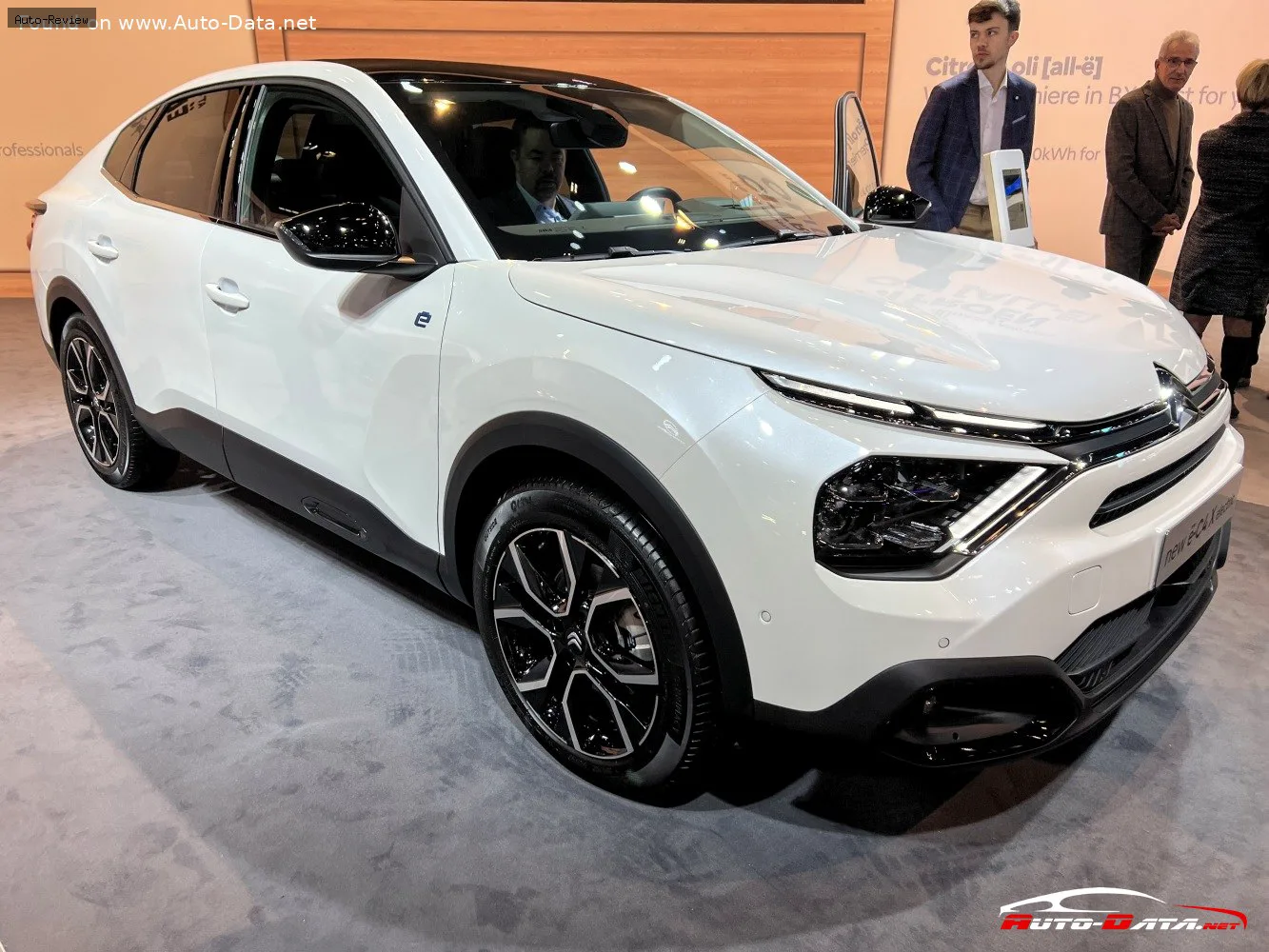 Citroen C4 X C4 X (Phase I, 2022) e 54 kWh (156 лс) 2023 - 2024