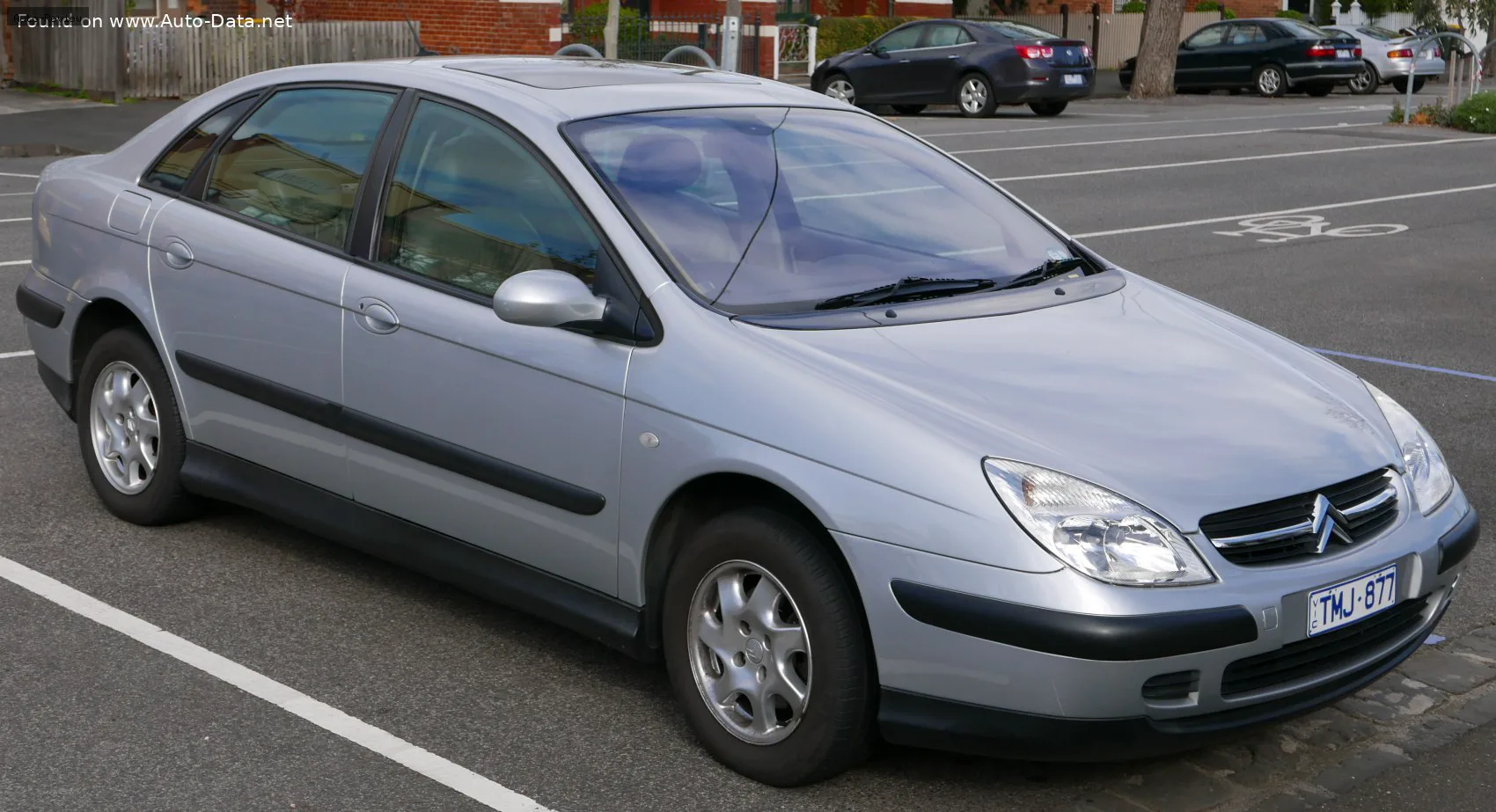 Citroen C5 C5 I (Phase I, 2000) 1.8i 16V (116 лс) Automatic 2000 - 2004