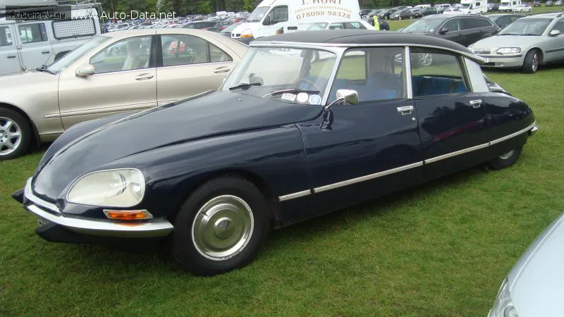 Citroen DS DS III 21 (115 лс) Automatic 1971 - 1972