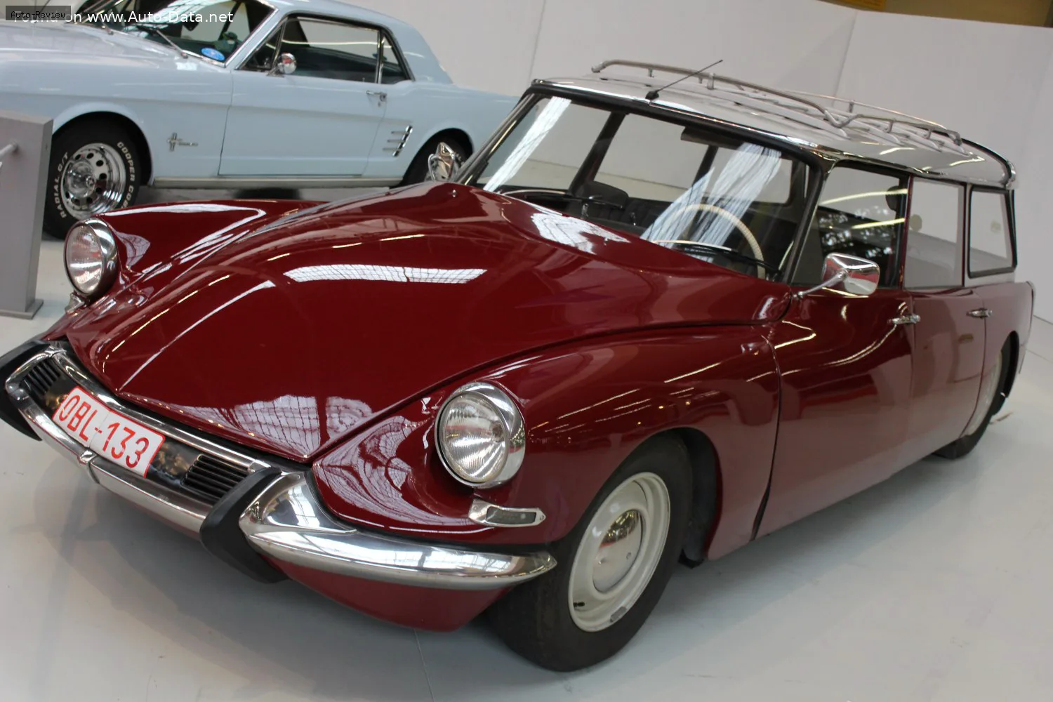 Citroen ID ID II Break 21 F (100 лс) 1966 - 1967