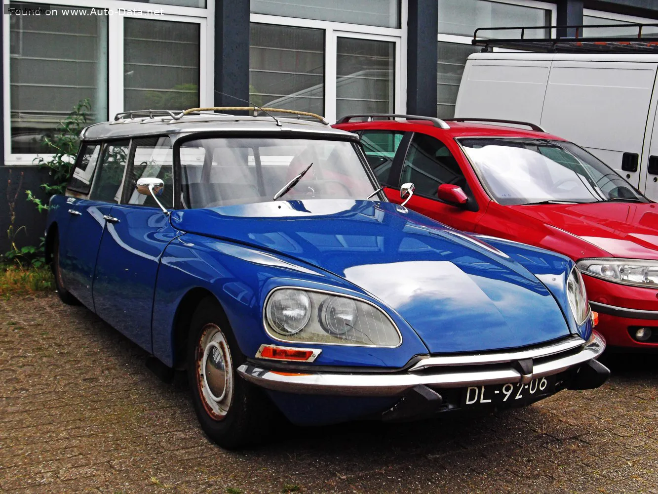 Citroen ID ID III Break 21 F (115 лс) 1967 - 1975