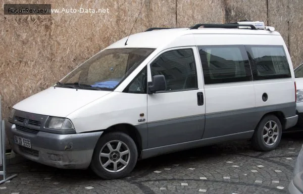 Citroen Jumpy Jumpy I Combi 2.0 (136 лс) Automatic 2002 - 2003 — фото 2