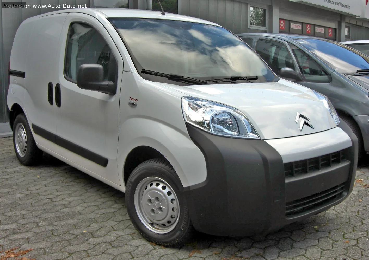 Citroen Nemo Nemo Фургон 1.4 (75 лс) 2008 - 2016