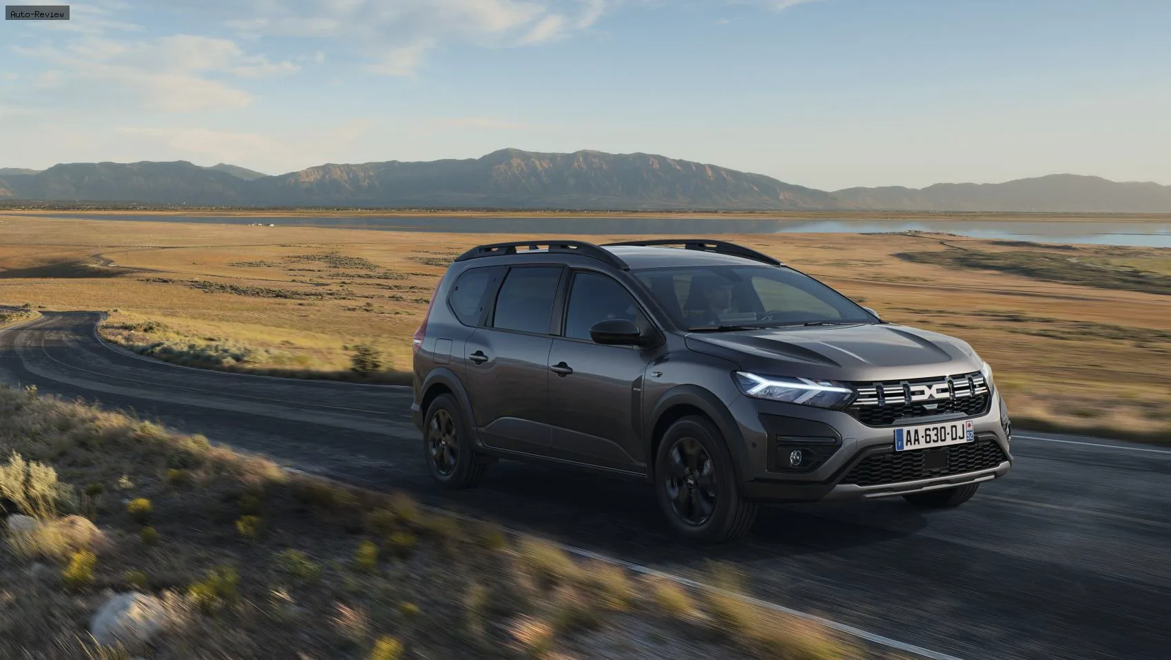 Dacia Jogger Jogger (facelift 2022) 1.6 (141 лс) Hybrid Automatic 7 Seat 2023 - 2025 — фото 3