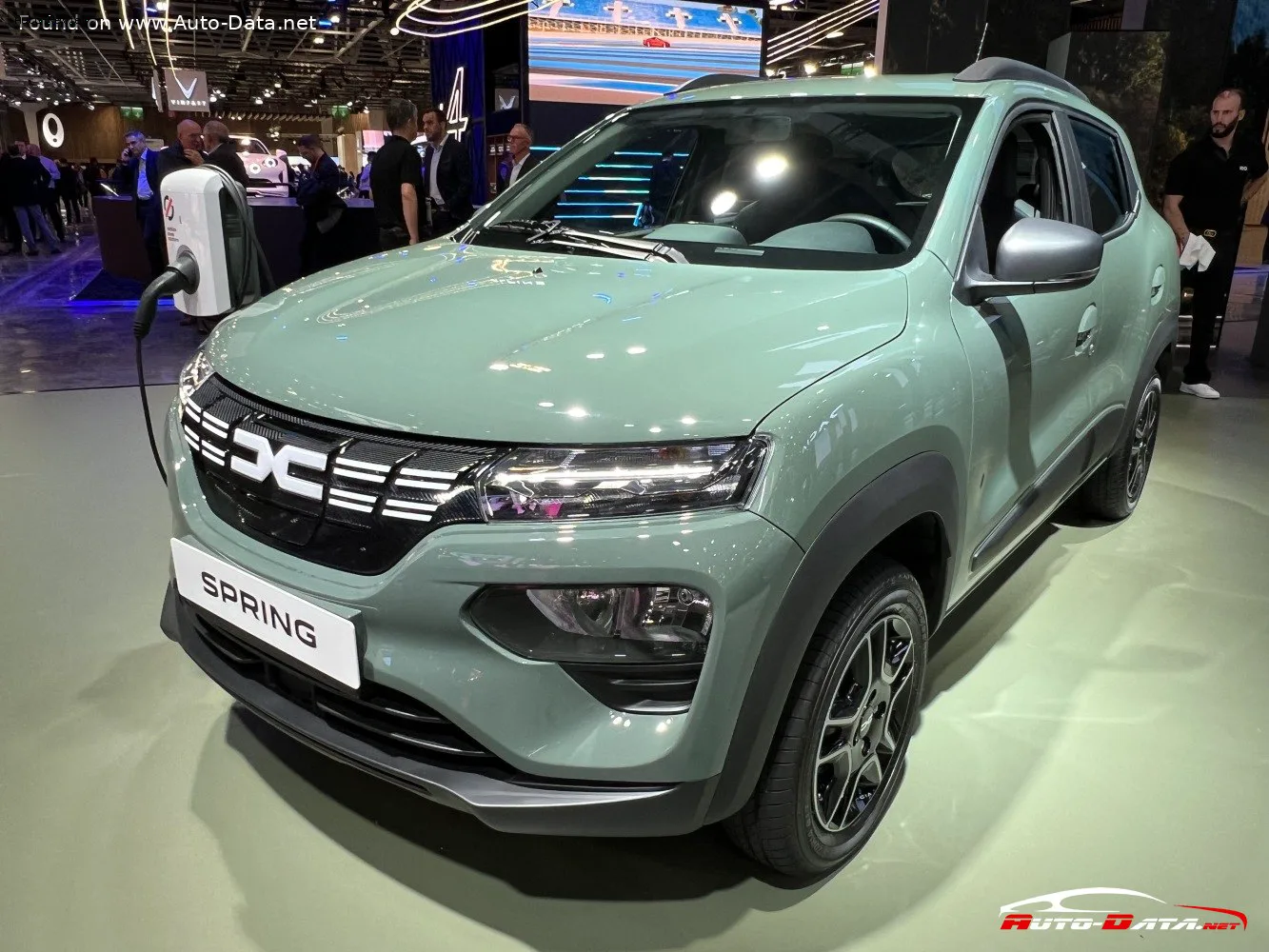 Dacia Spring Spring (facelift 2022) 26.8 kWh (45 лс) Electric 2022 - 2024