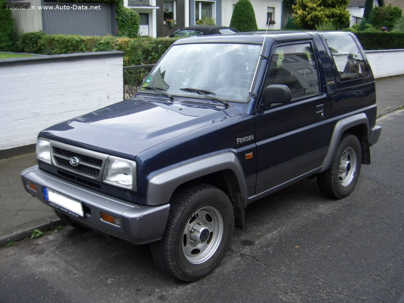 Daihatsu Feroza Feroza Hard Top (F300) 1.6 i 16V (95 лс) 1988 - 1998
