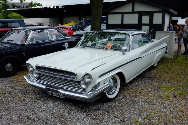DeSoto Adventurer Adventurer II 2-Door Hardtop 5.9 V8 (265 лс) 1960 - 1961 — фото 2