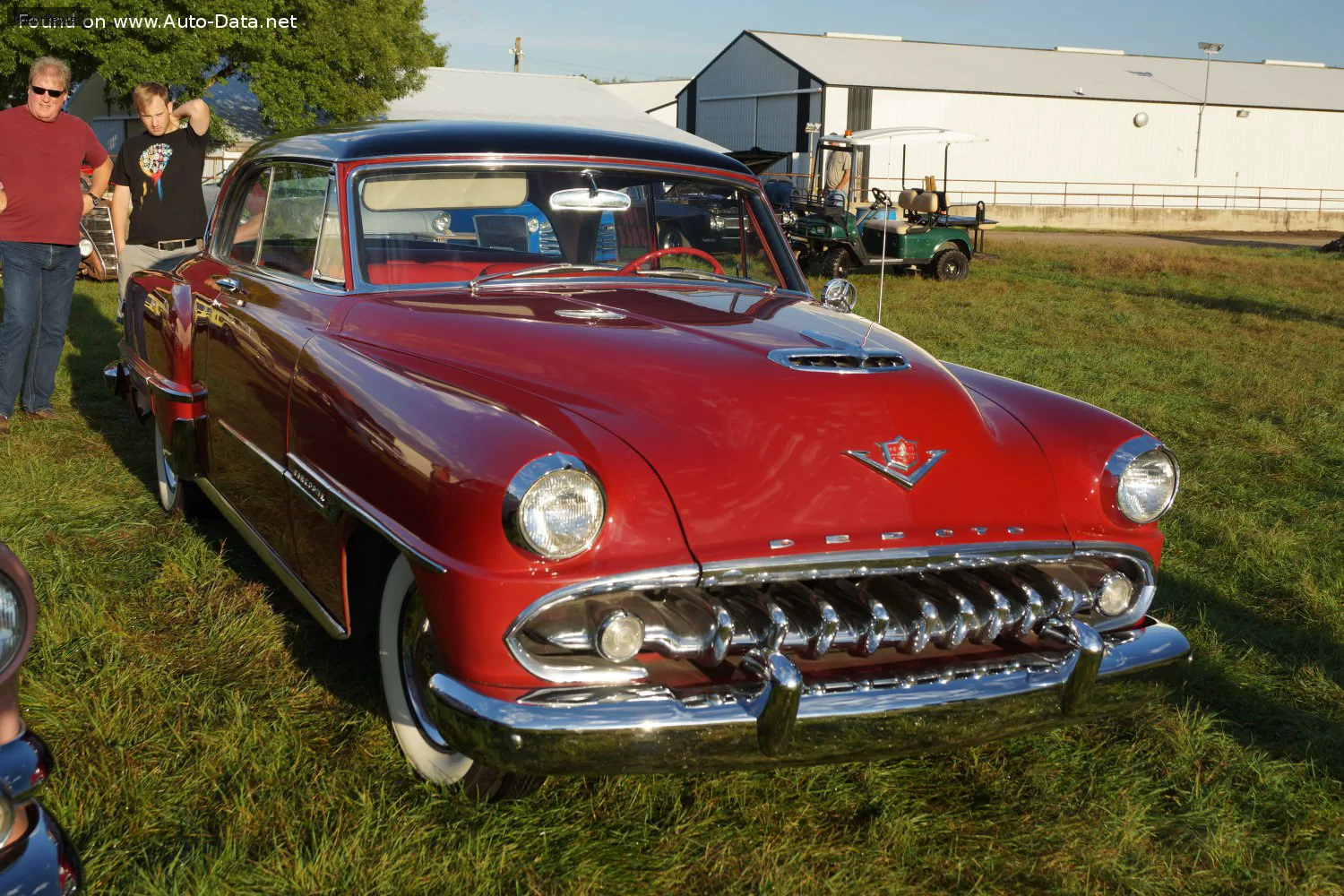 DeSoto Firedome Firedome Club Coupe (facelift 1954) 4.5 V8 (170 лс) 1953 - 1954 — фото 3