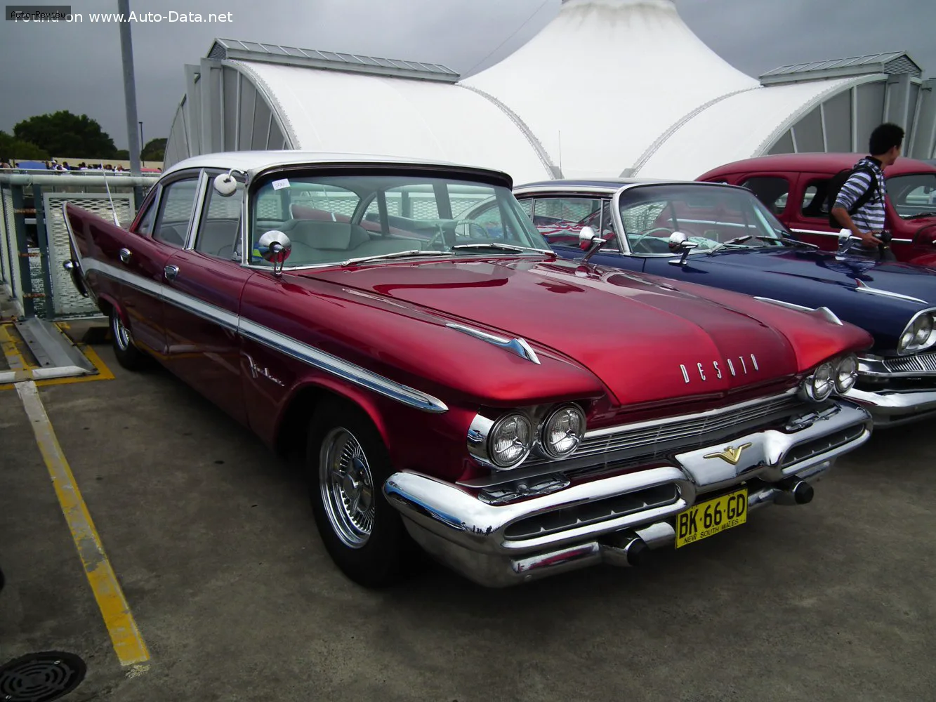 DeSoto Firedome Firedome III Four-Door Sedan (facelift 1959) 6.3 V8 (305 лс) 1958 - 1959 — фото 3