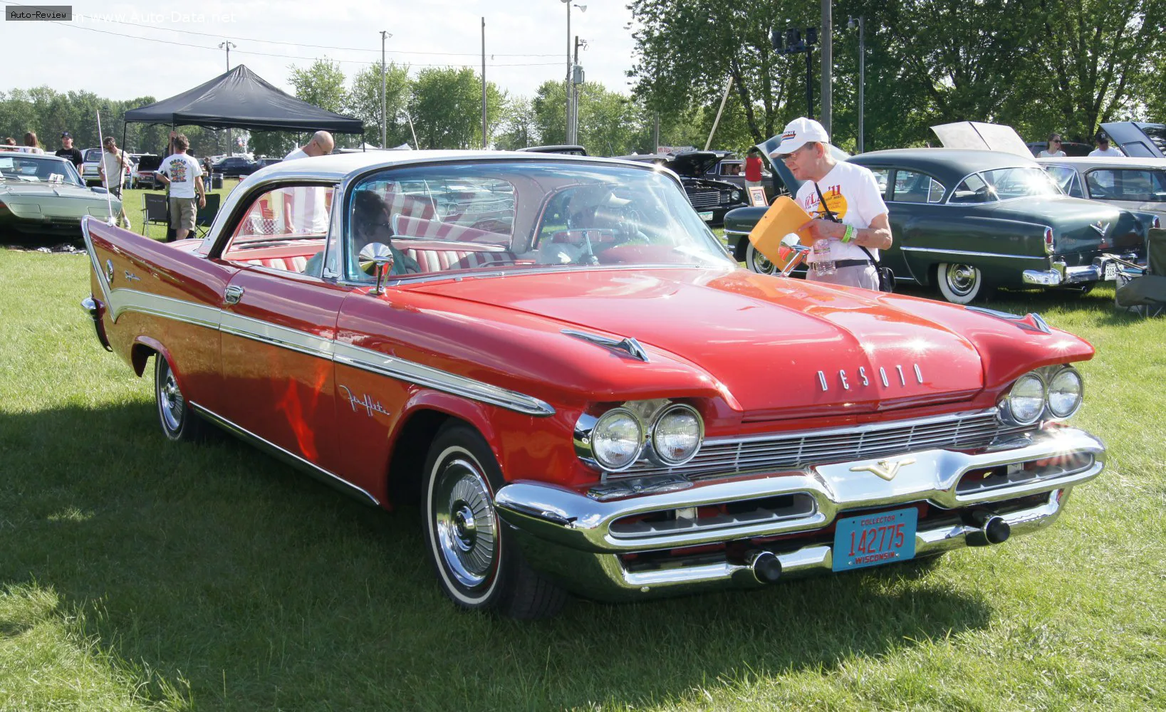 DeSoto Fireflite Fireflite III Four-Door Sedan (facelift 1959) 6.3 V8 (325 лс) TorqueFlite 1958 - 1959