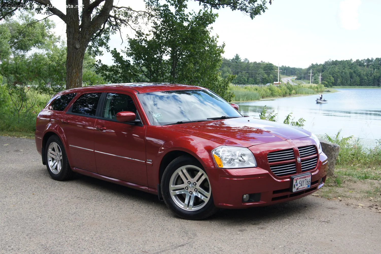 Dodge Magnum Magnum 5.7 i V8 (345 лс) 2003 - 2008
