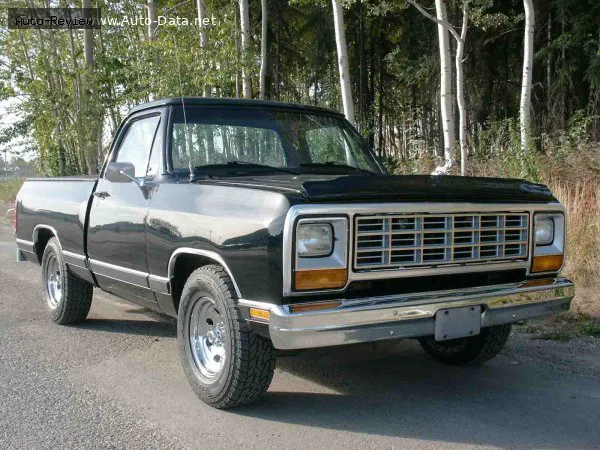Dodge RAM Ram 150 Conventional Cab Short Bed (D/W) D150 5.2 V8 (135 лс) 1981 - 1987 — фото 2