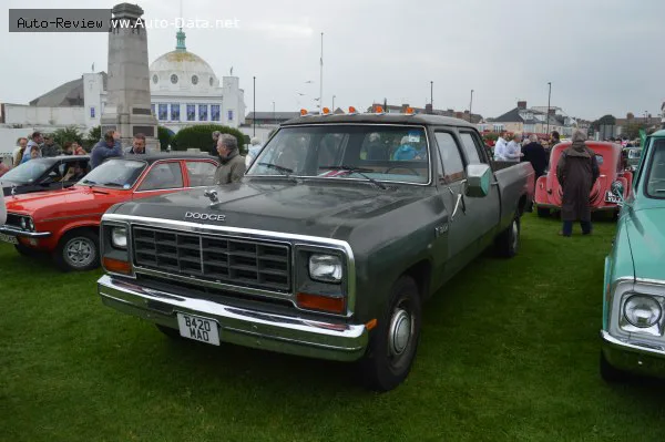 Dodge RAM Ram 250 Crew Cab (D/W) D250 5.9 V8 (175 лс) 1981 - 1989 — фото 2