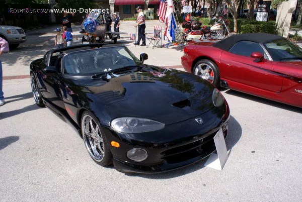 Dodge Viper Viper SR II Convertible 8.0 V10 (420 лс) 1995 - 1997 — фото 2