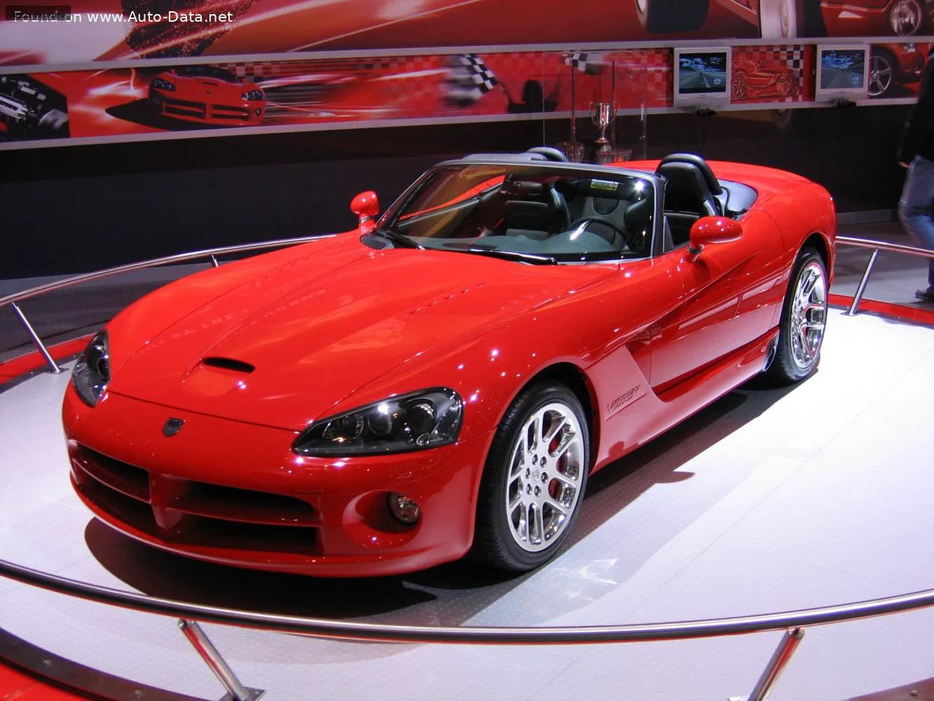 Dodge Viper Viper ZB I Convertible 8.3 i V10 20V SRT-10 (506 лс) 2002 - 2007