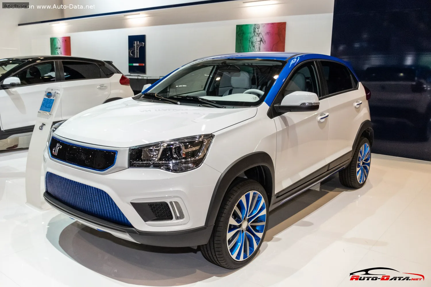 DR 3 3EV EV 54.3 kWh (122 лс) 2019 - 2019