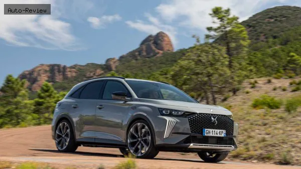 DS 7 7 (facelift 2022) 1.6 (225 лс) E-TENSE Automatic 2022 - 2025 — фото 2