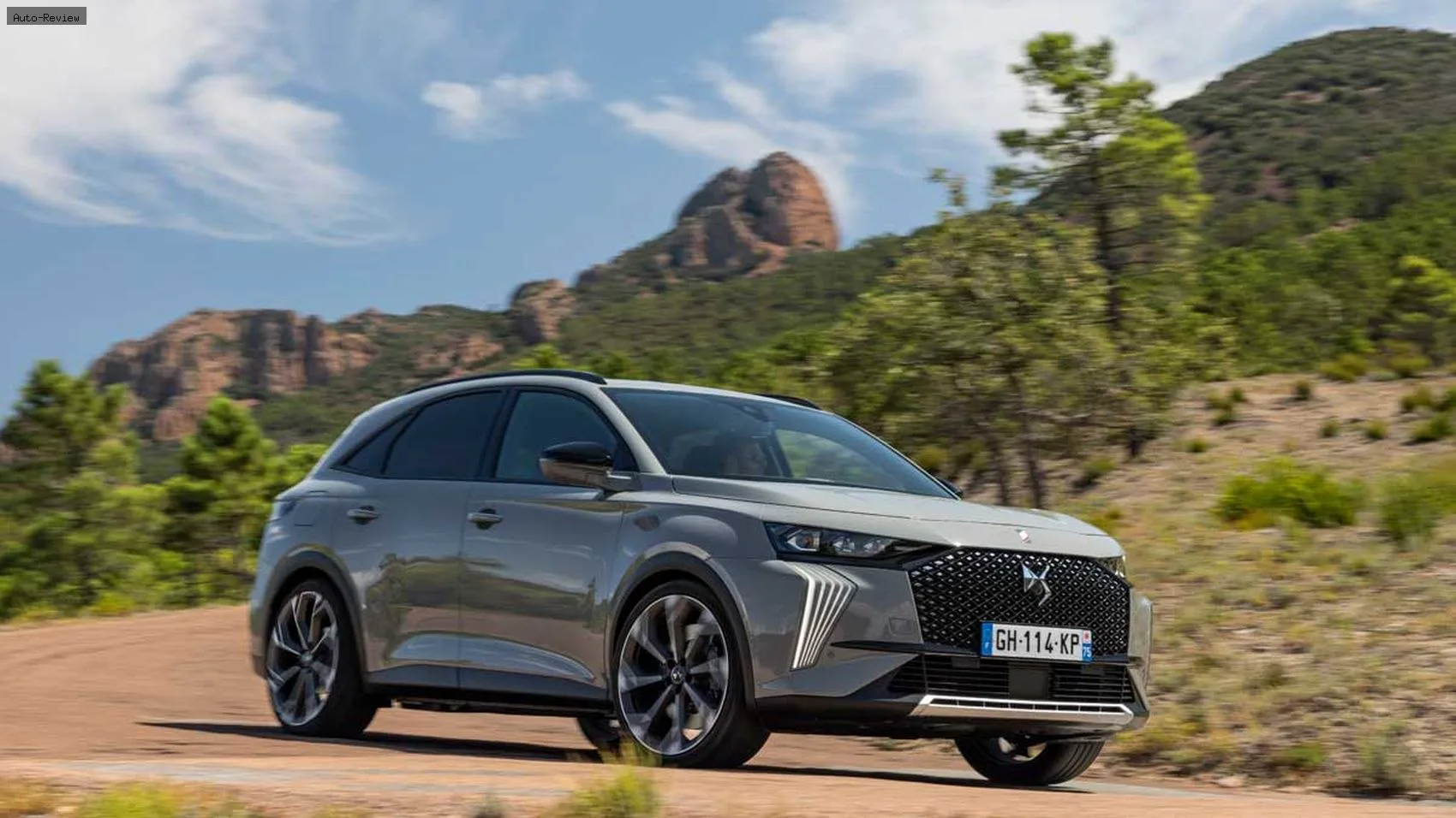 DS 7 7 (facelift 2022) 1.6 (360 лс) E-TENSE 4x4 Automatic 2022 - 2025
