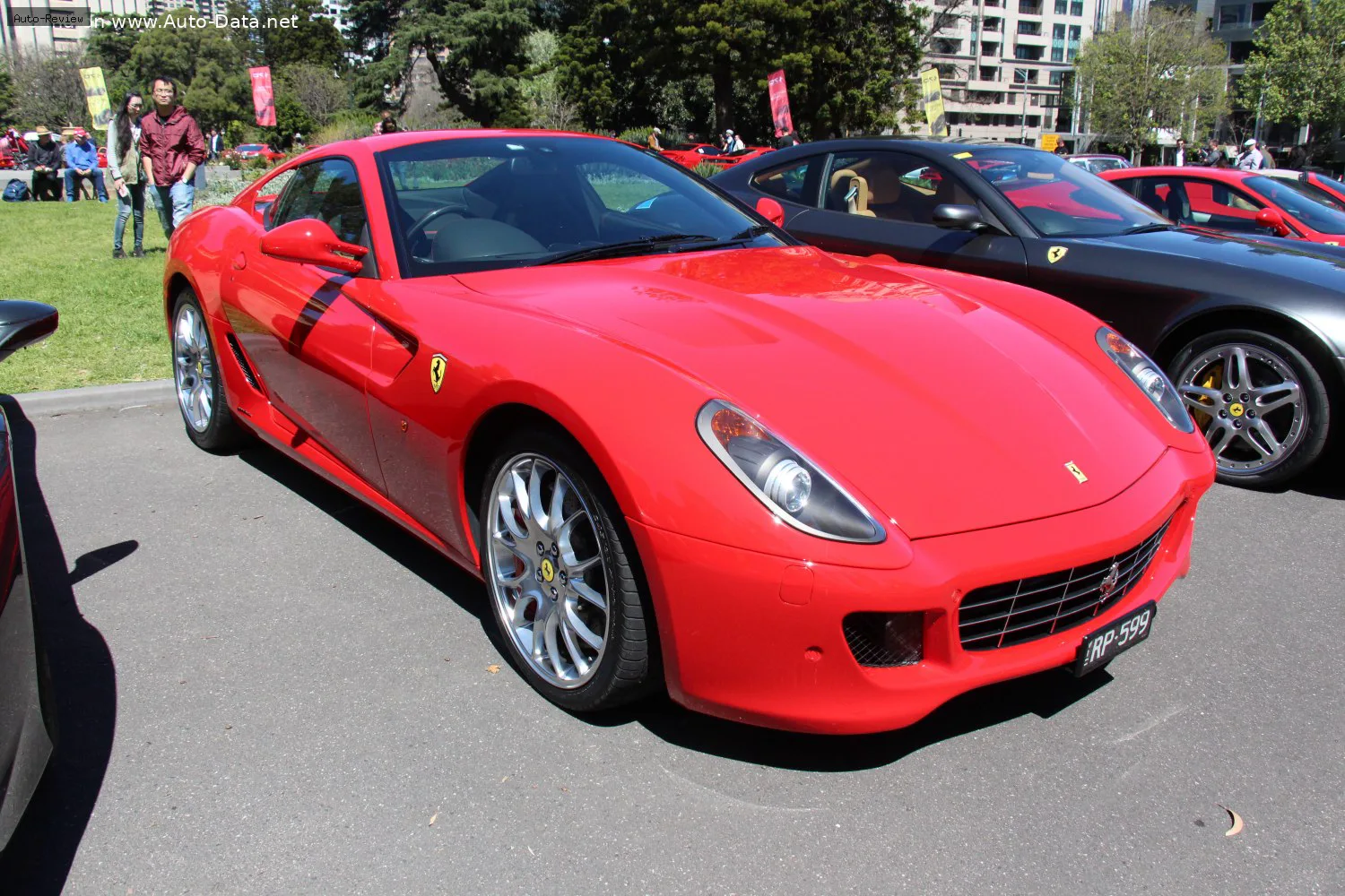 Ferrari 599 599 GTB Fiorano 6.0 V12 (620 лс) Automatic 2006 - 2012