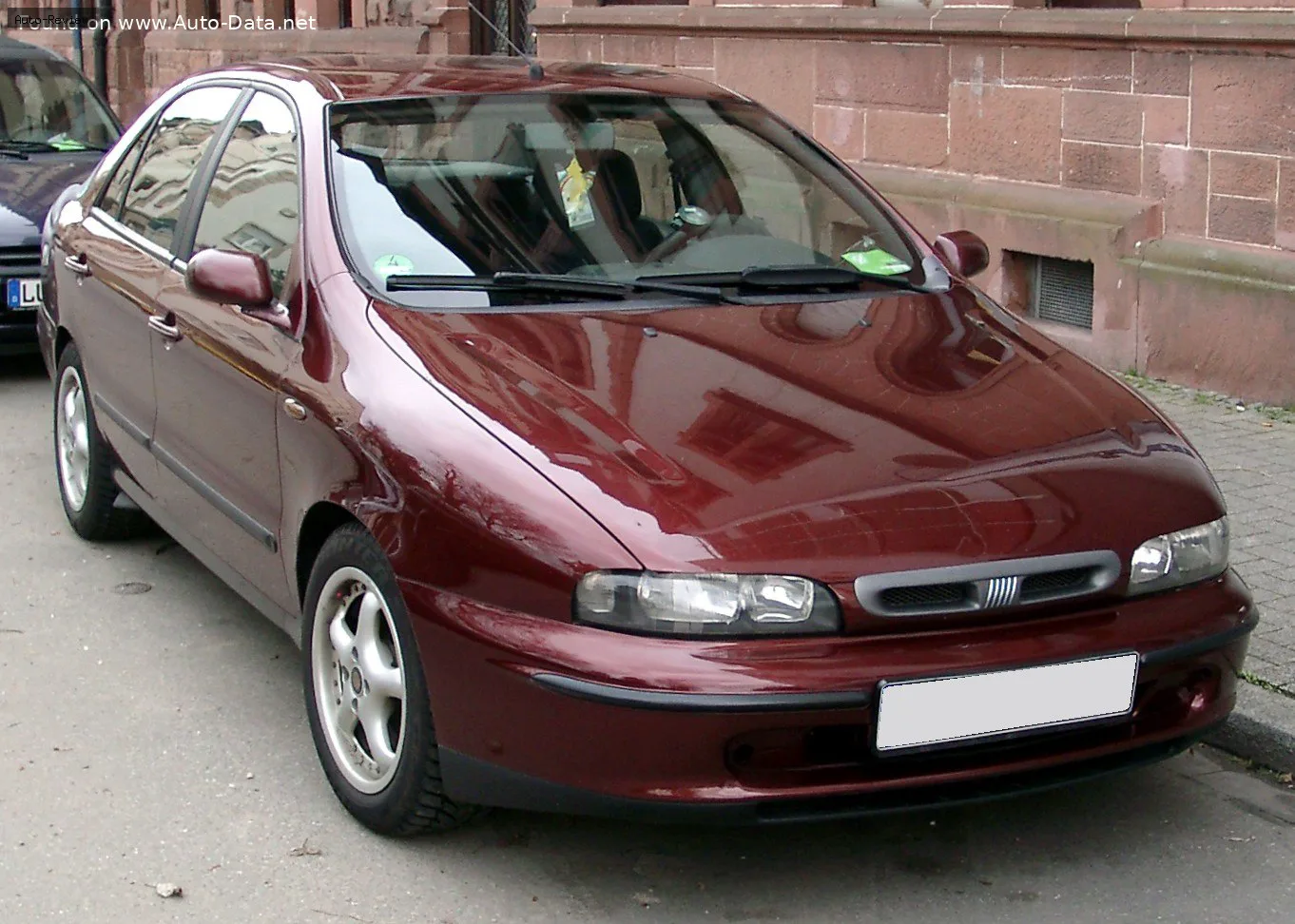 Fiat Marea Marea (185) 2.0 155 20V (154 лс) 1999 - 2000