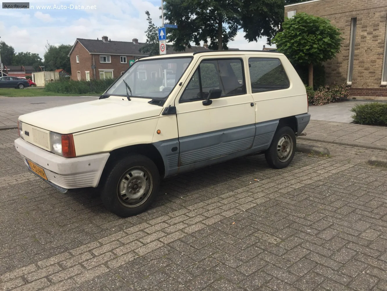 Fiat Panda Panda (ZAF 141) 1.0 (48 лс) 4x4 1983 - 1985