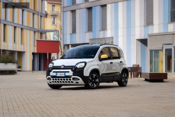 Fiat Panda Pandina 1.0 GSE (70 лс) Mild Hybrid 2024 - — фото 2