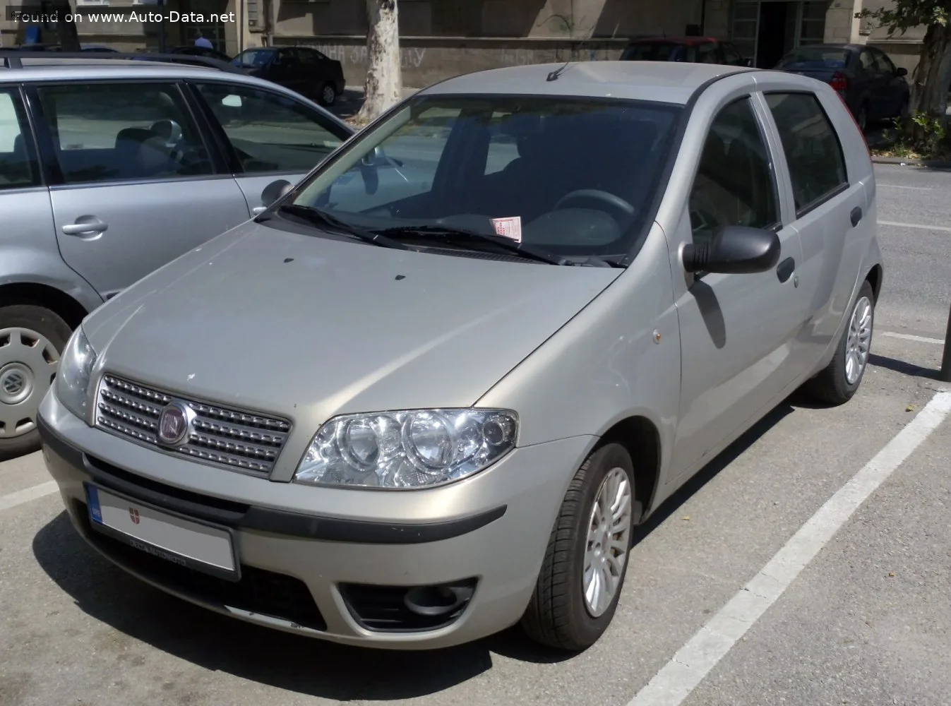 Fiat Punto Punto Classic 3d 1.2 (60 лс) 2007 - 2010