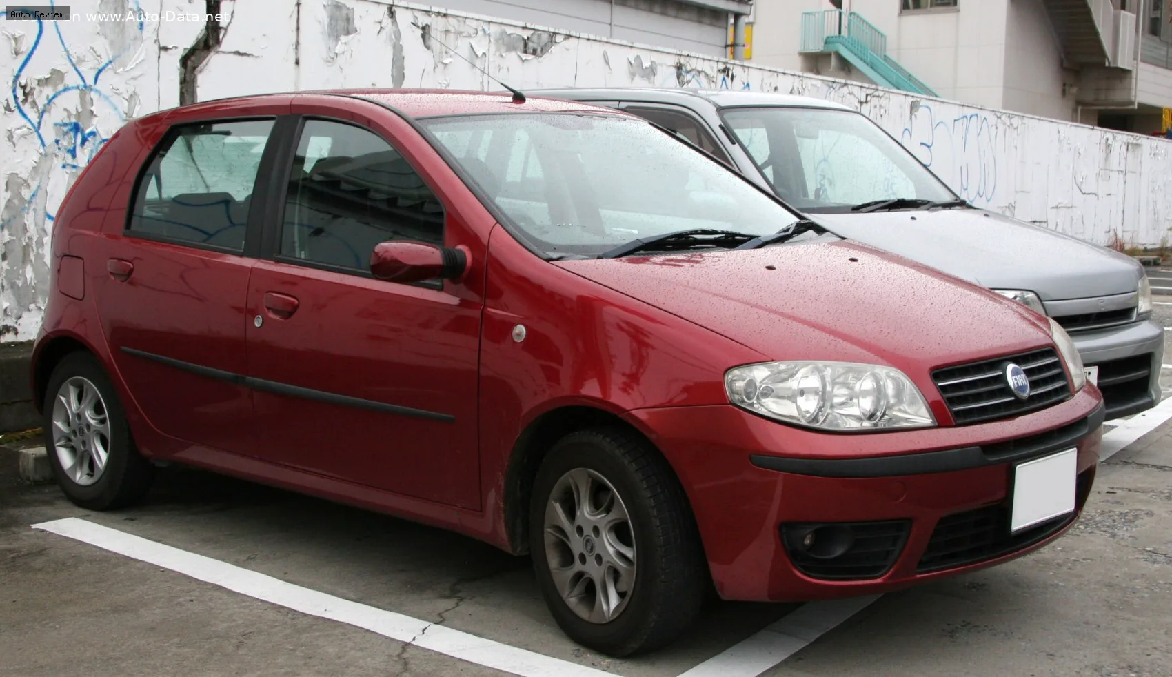 Fiat Punto Punto II (188, facelift 2003) 5dr 1.3 Multijet (70 лс) 2003 - 2007