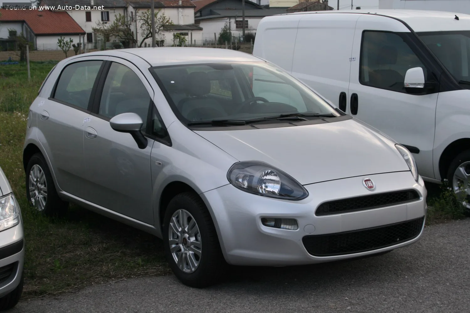 Fiat Punto Punto III (199) 1.4 8V (78 лс) Start&Stop 2012 - 2018