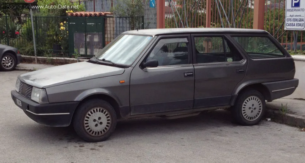 Fiat Regata Regata Weekend 65 Diesel 1.9 (65 лс) 1984 - 1989